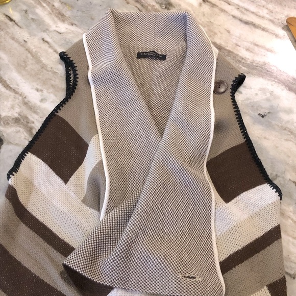 ☀️ Christina Lee Sleeveless Shawl Wrap Style in Creamy Browns - Picture 5 of 9